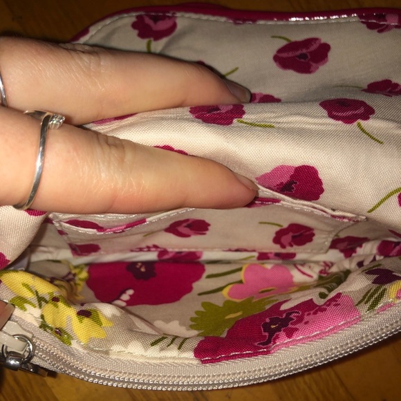 Vera Bradley Flapper Wristlet - Picture 5 of 7